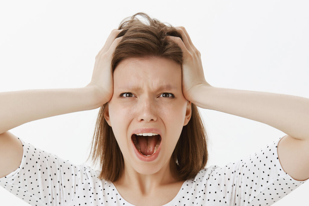 眉毛のお手入れで失敗してしまったら？対処法やミスを防ぐポイントを徹底解説