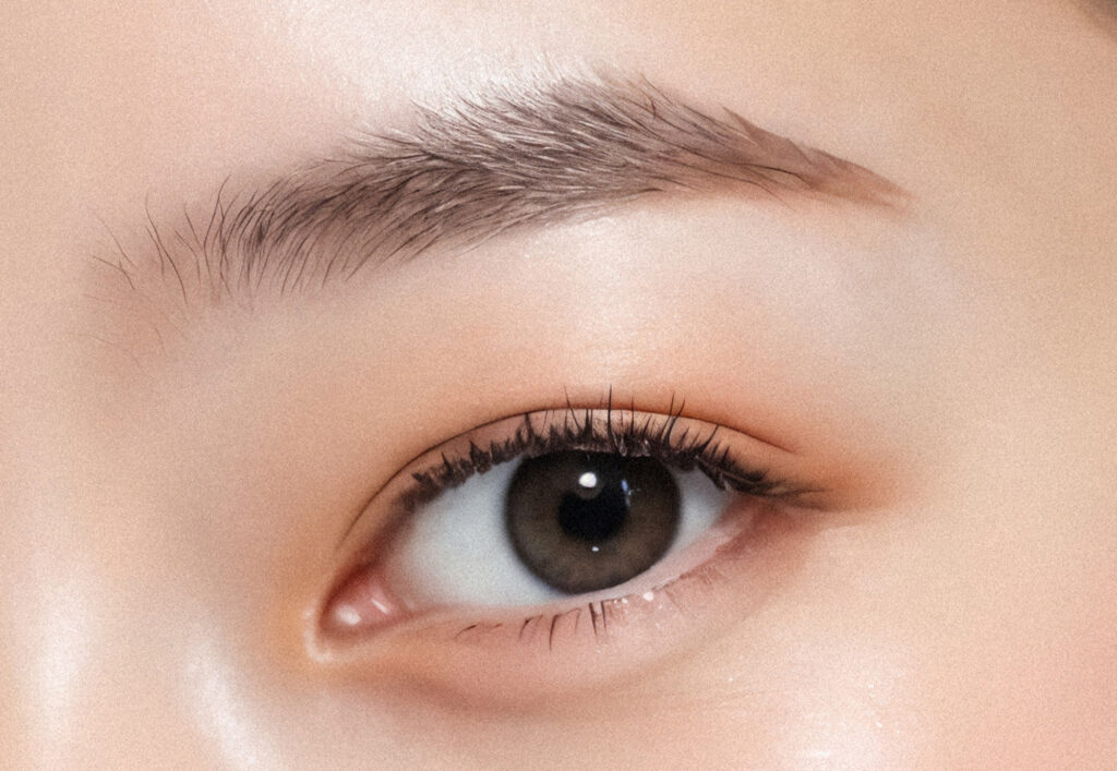 ナチュラルな眉メイク